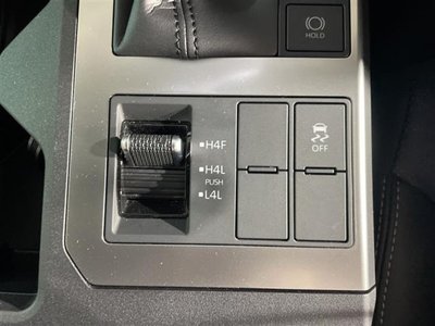 2025 Toyota LAND CRUISER 250 — миниатюра 11