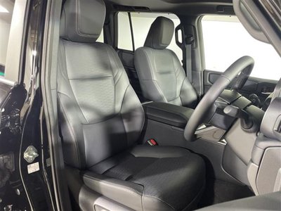 2025 Toyota LAND CRUISER 250 — миниатюра 24