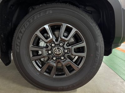 TOYOTA LAND CRUISER 250 - 8