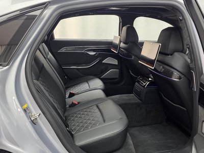صورة مصغرة 18 لـ 2020 AUDI S8