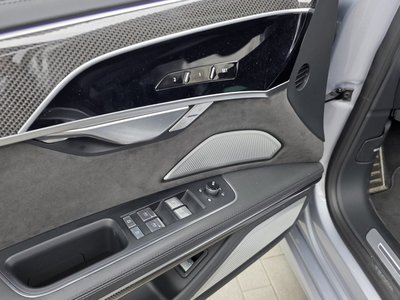 صورة مصغرة 34 لـ 2020 AUDI S8