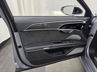 صورة مصغرة 14 لـ 2020 AUDI S8