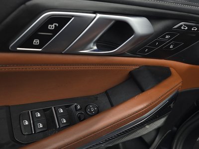 2022 BMW X6 — миниатюра 28