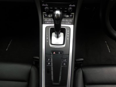 PORSCHE 911 - 6