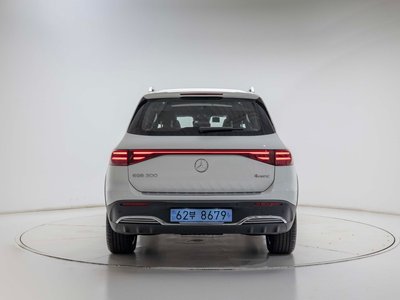 صورة 3 لـ 2025 Mercedes-BENZ EQB