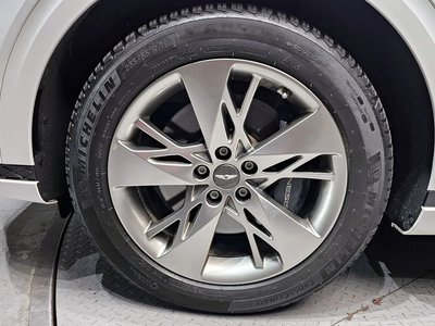 صورة 6 لـ 2021 Genesis GV70