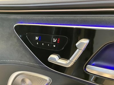 MERCEDES-BENZ EQE - 9