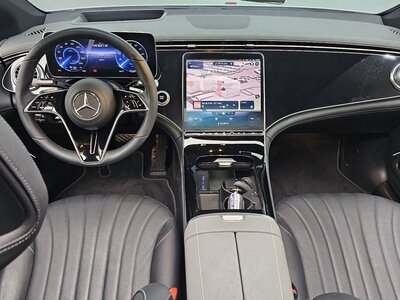 MERCEDES-BENZ EQS - 5