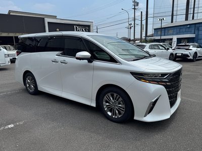 صورة 9 لـ 2025 Toyota ALPHARD