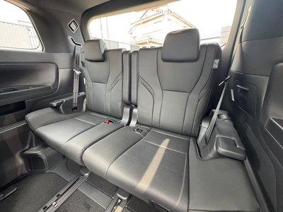 2025 Toyota ALPHARD thumbnail 47