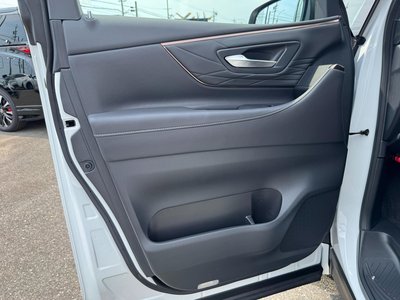 2025 Toyota ALPHARD thumbnail 75