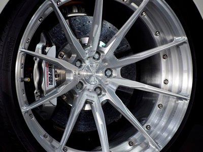 2013 FERRARI 458 ITALIA — миниатюра 37