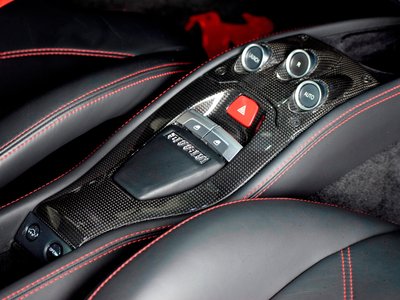 2013 FERRARI 458 ITALIA — миниатюра 69