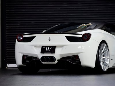 2013 FERRARI 458 ITALIA — миниатюра 47