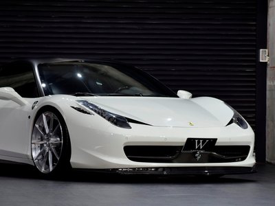 2013 FERRARI 458 ITALIA — миниатюра 17