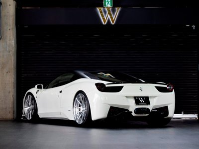 2013 FERRARI 458 ITALIA — миниатюра 38
