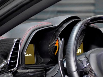 2013 FERRARI 458 ITALIA — миниатюра 54