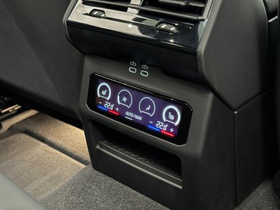 2024 BMW 5 SERIES TOURING — миниатюра 43