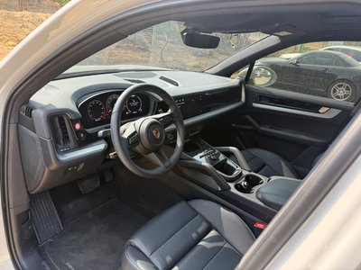 PORSCHE CAYENNE - 10