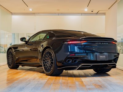 صورة 9 لـ 2023 Aston Martin DBS SUPERLEGGERA