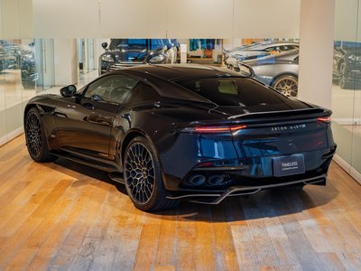 صورة 10 لـ 2023 Aston Martin DBS SUPERLEGGERA