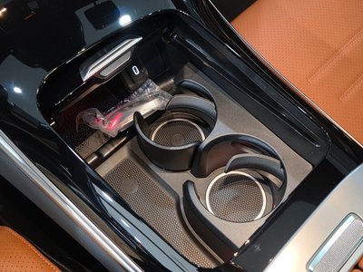 MERCEDES-BENZ GLC - 9