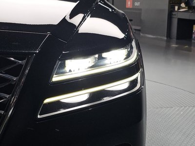 2020 Genesis GV80 photo 9