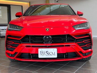 LAMBORGHINI URUS - 5