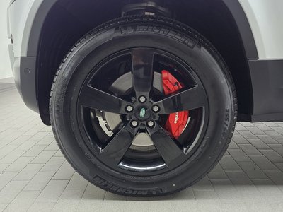 LAND ROVER DEFENDER - 6