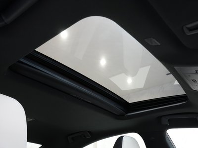 2022 Lexus IS — миниатюра 6