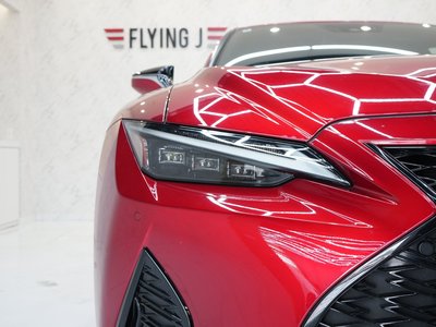 2022 Lexus IS — миниатюра 7