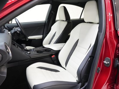 2022 Lexus IS — миниатюра 29