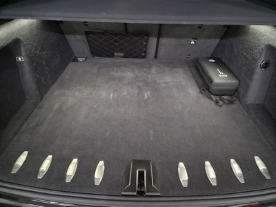 2025 BMW XM 缩略图 18