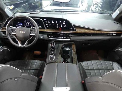 CADILLAC ESCALADE - 3