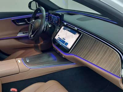 MERCEDES-BENZ E-CLASS - 9