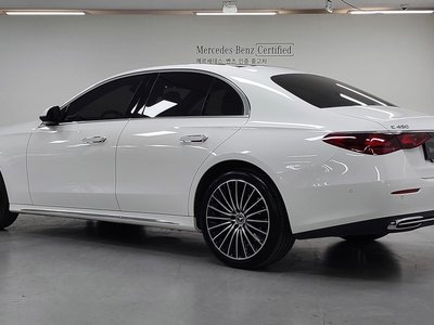 MERCEDES-BENZ E-CLASS - 4