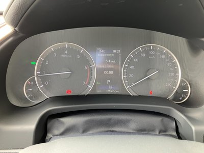 2021 Lexus RX — миниатюра 16