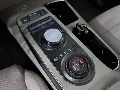 2024 Genesis GV70 — миниатюра 12