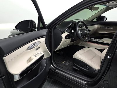 2024 Genesis GV70 — миниатюра 13