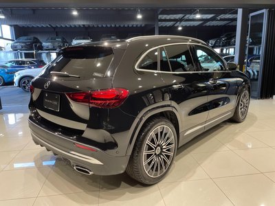 MERCEDES-BENZ GLA - 5