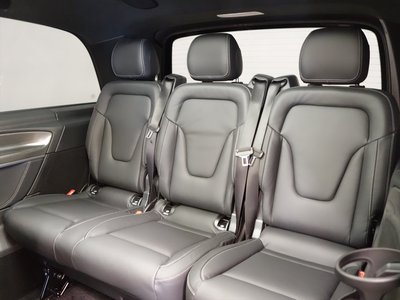2025 Mercedes-BENZ V-CLASS 照片 12