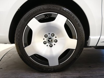 2025 Mercedes-BENZ V-CLASS 照片 9