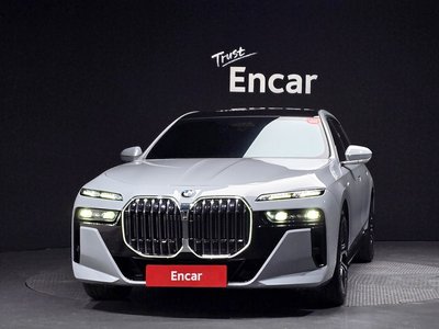 BMW 7 SERIES - 2