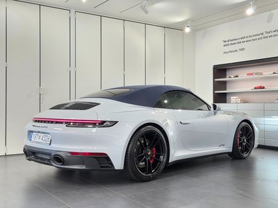 PORSCHE 911 - 4