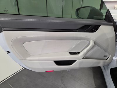 PORSCHE 911 - 10