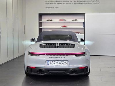 PORSCHE 911 - 3