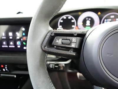 2025 Porsche CAYENNE 缩略图 48