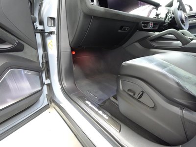 2025 Porsche CAYENNE 缩略图 17