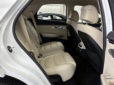 صورة مصغرة 18 لـ 2023 Genesis GV70