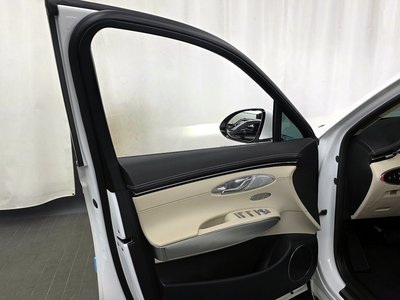 صورة مصغرة 14 لـ 2023 Genesis GV70